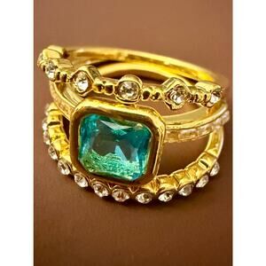 Gold-plated rings with blue-green stone, size 8, elegant sparkle